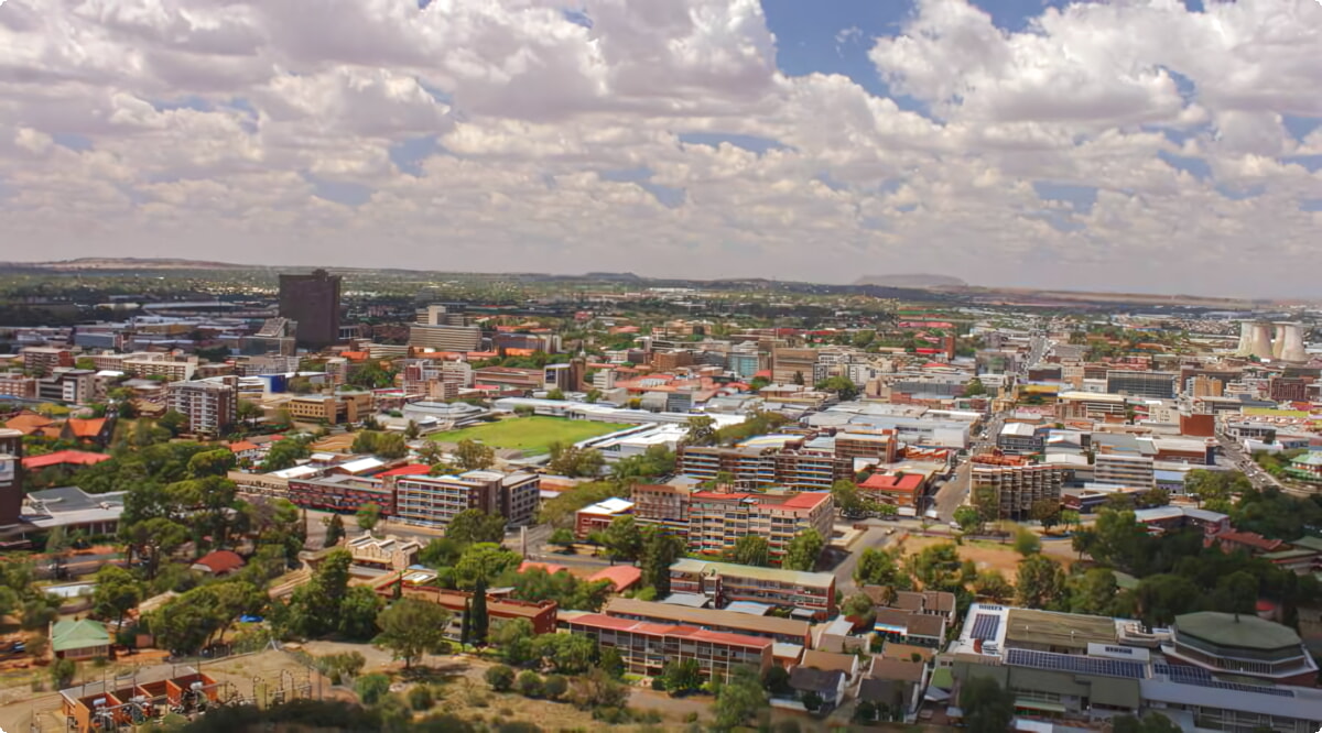 I nostri servizi di noleggio auto offrono una vasta selezione di veicoli a Bloemfontein.